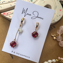 Load image into Gallery viewer, Asymmetrical Dangle Earrings- Red
