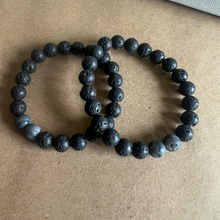 Load image into Gallery viewer, Lava Stone and Labradorite- Bracelet

