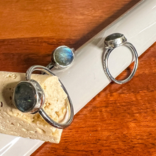 Load image into Gallery viewer, Labradorite Ring, Sterling Silver
