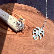 Load image into Gallery viewer, Monstera Necklace, Sterling Silver

