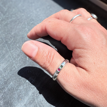 Load image into Gallery viewer, Vivid Ring, Sterling Silver
