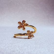 Load image into Gallery viewer, Double Flower Ring – Gold-Plated Adjustable
