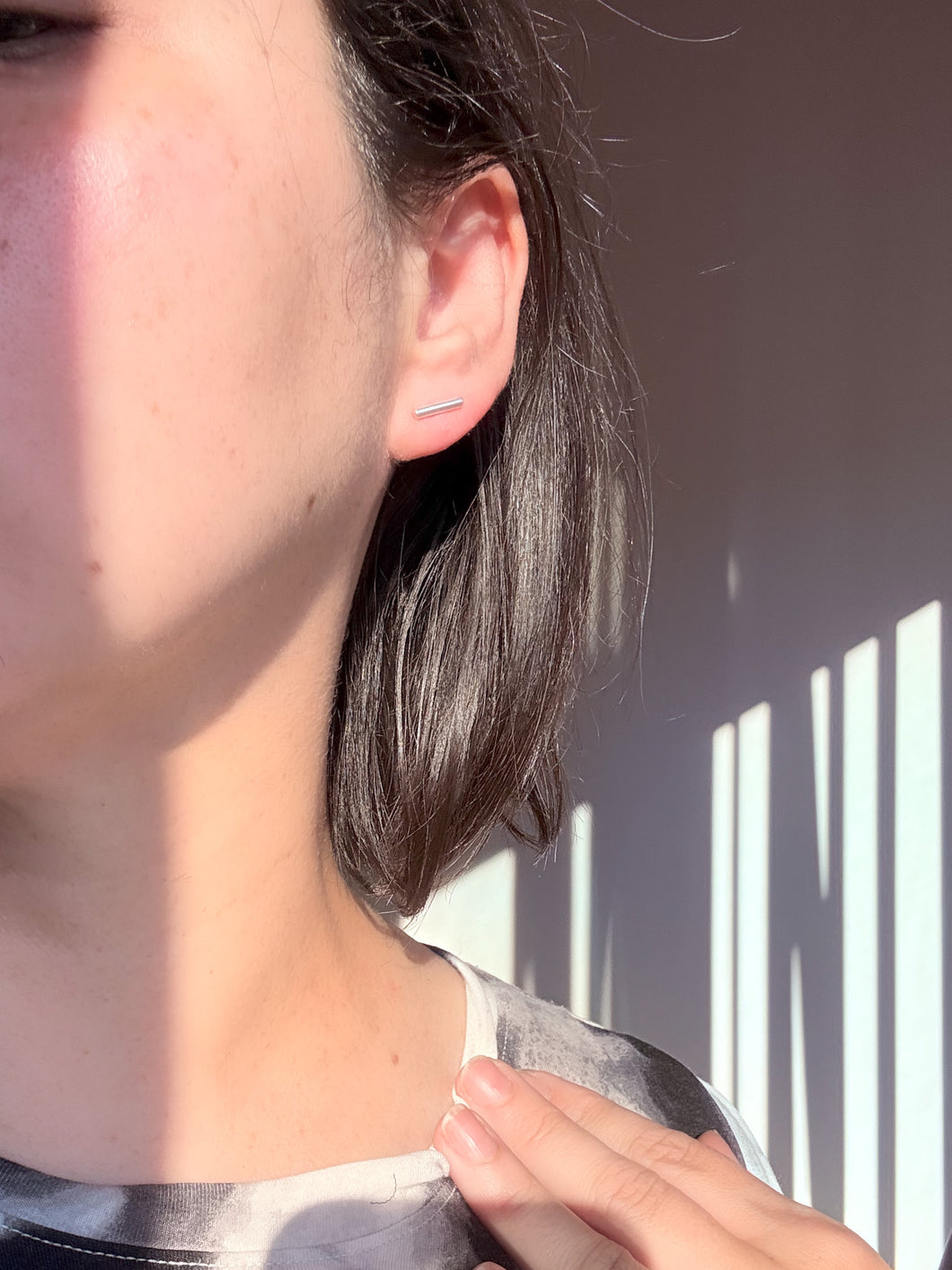 Silver minimalist bar stud earring.