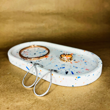 Load image into Gallery viewer, Jesmonite Oval Tray- Terrazzo
