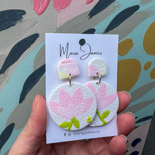 Load image into Gallery viewer, Spring Pink Flowers Clay Earrings
